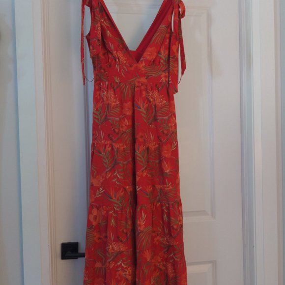 Floral Maxi Dress - Picture 4 of 4